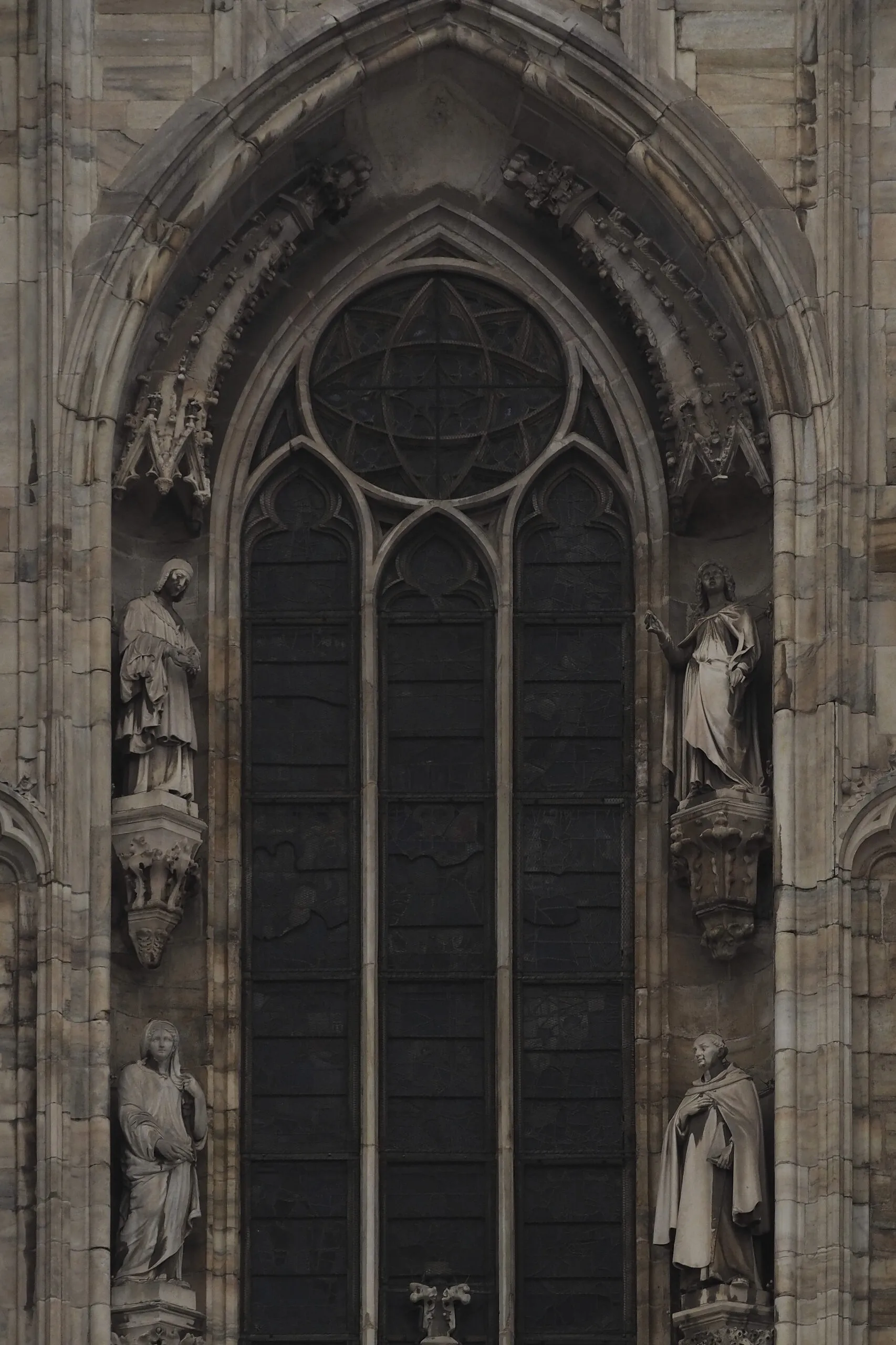 P125336302